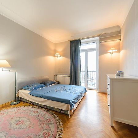 Apartment Near Olympic Stadium Kiev Eksteriør billede
