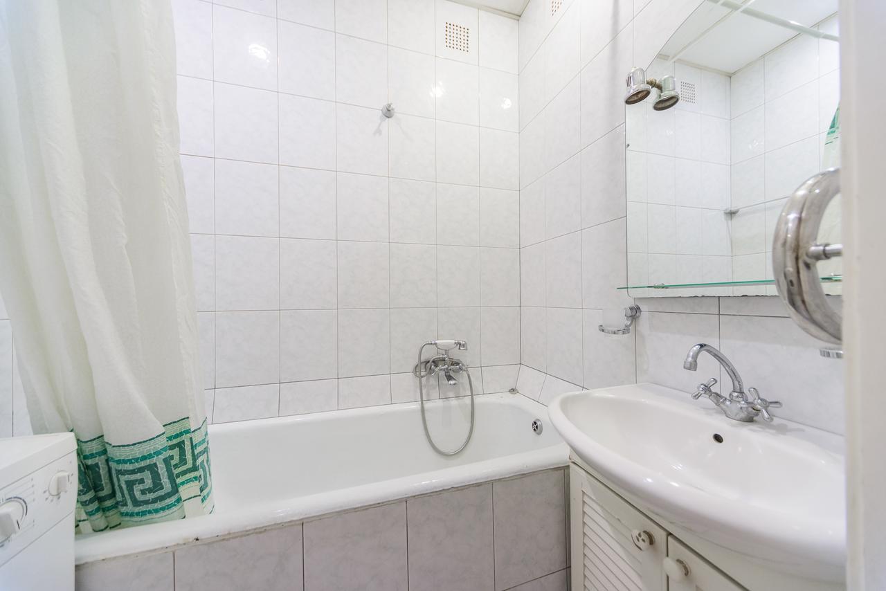 Apartment Near Olympic Stadium Kiev Eksteriør billede