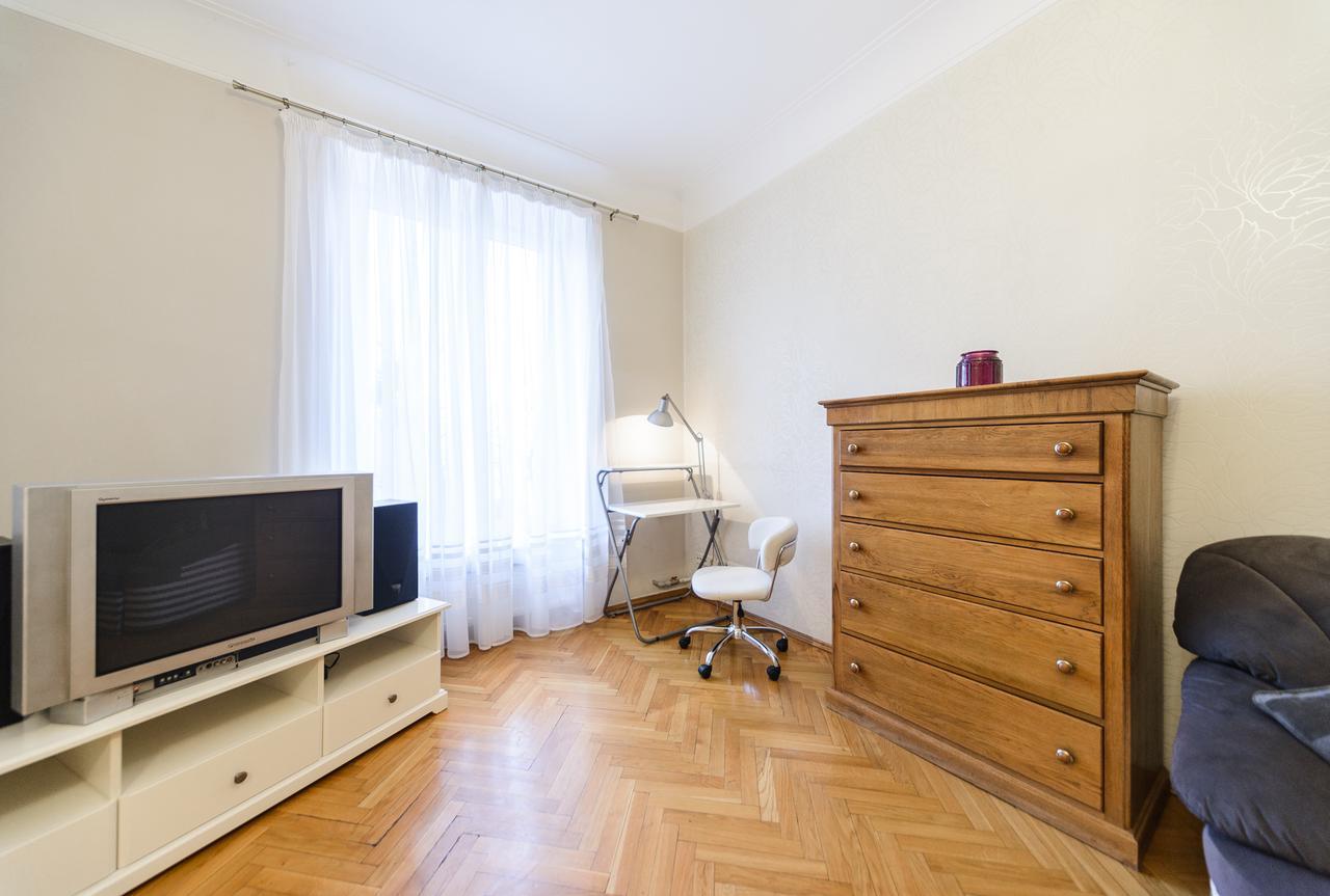 Apartment Near Olympic Stadium Kiev Eksteriør billede