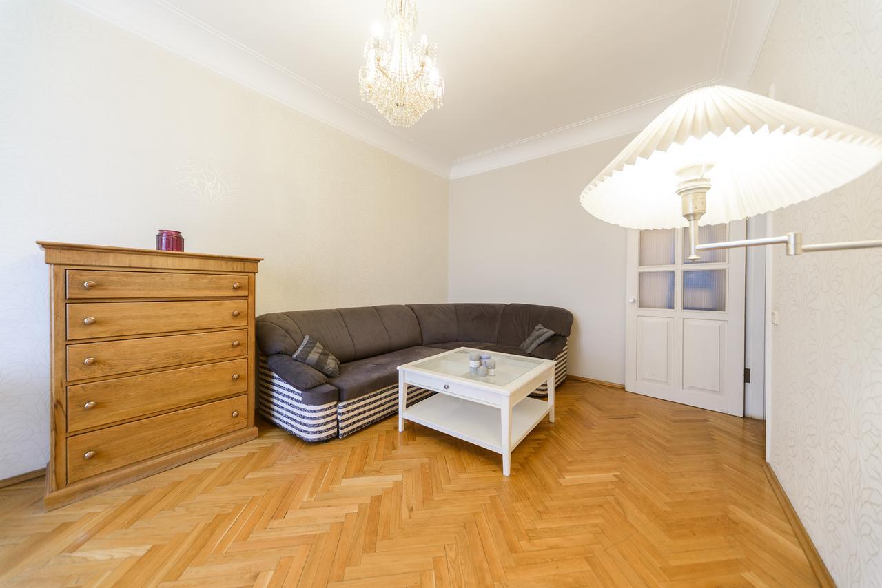 Apartment Near Olympic Stadium Kiev Eksteriør billede