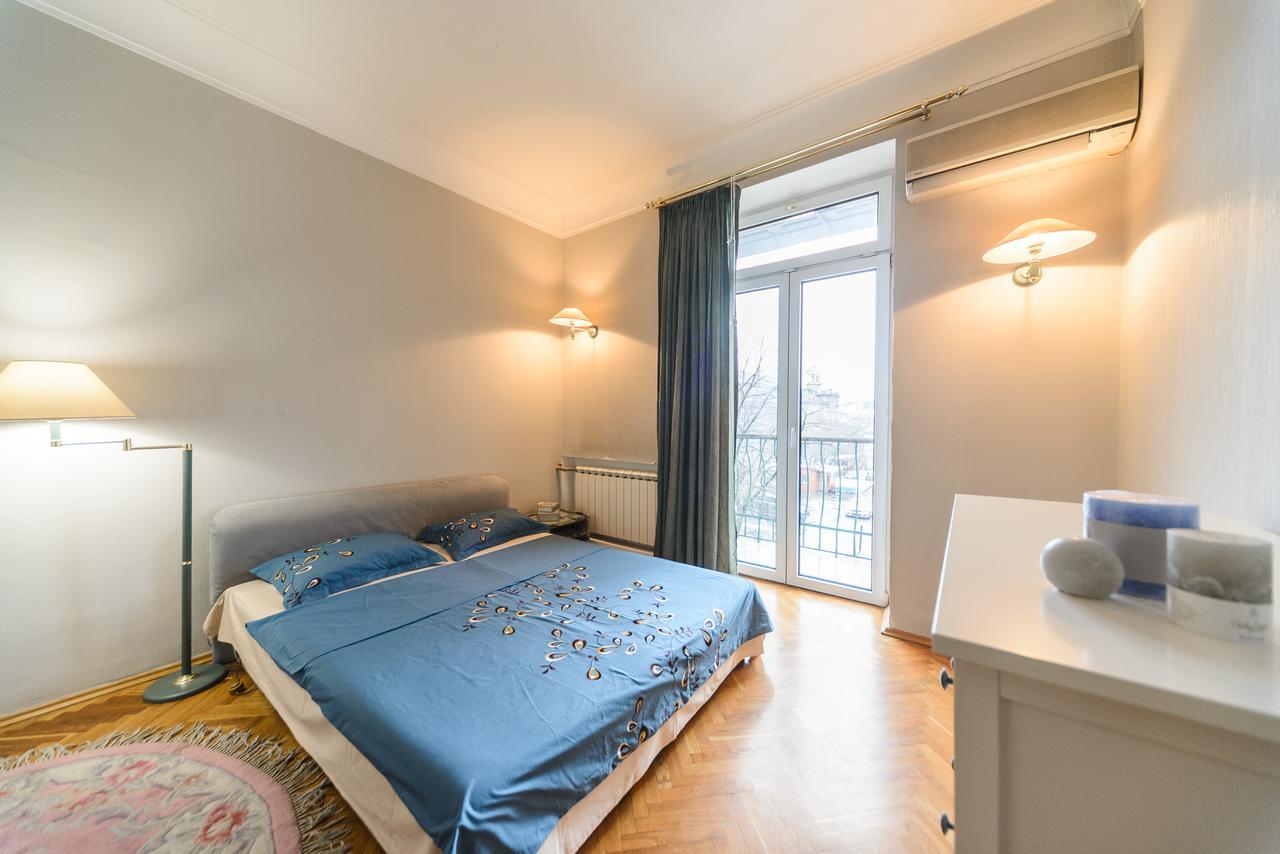 Apartment Near Olympic Stadium Kiev Eksteriør billede