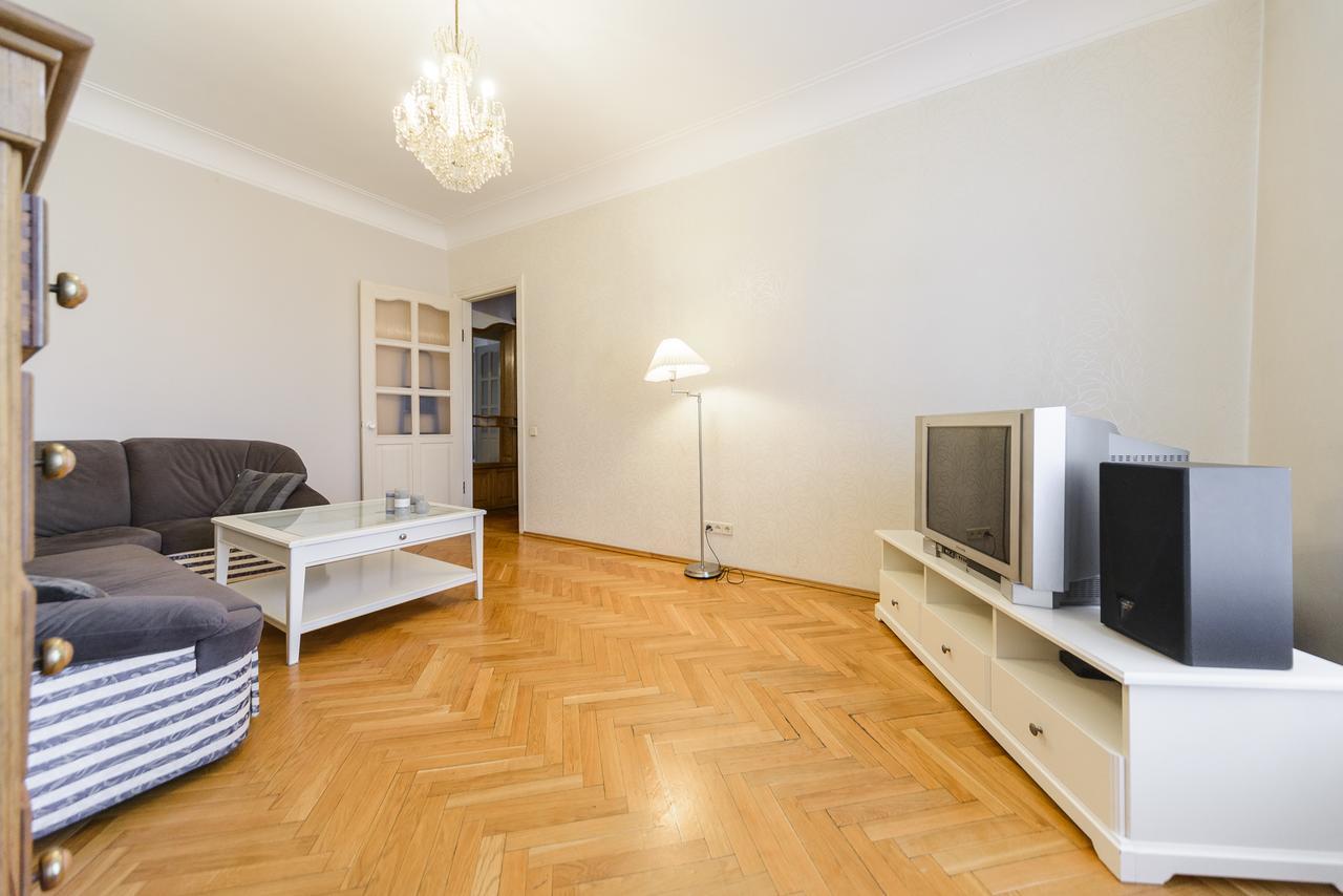 Apartment Near Olympic Stadium Kiev Eksteriør billede